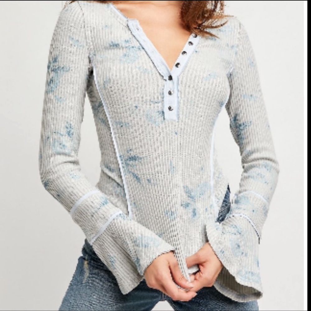 WOMEN’S FREE PEOPLE Layer Me Henley Top
